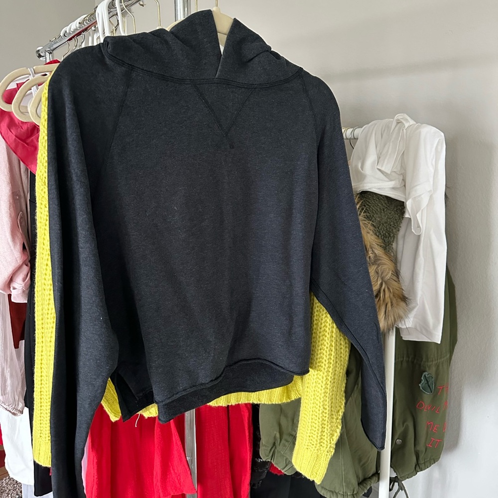 Lululemon sweat